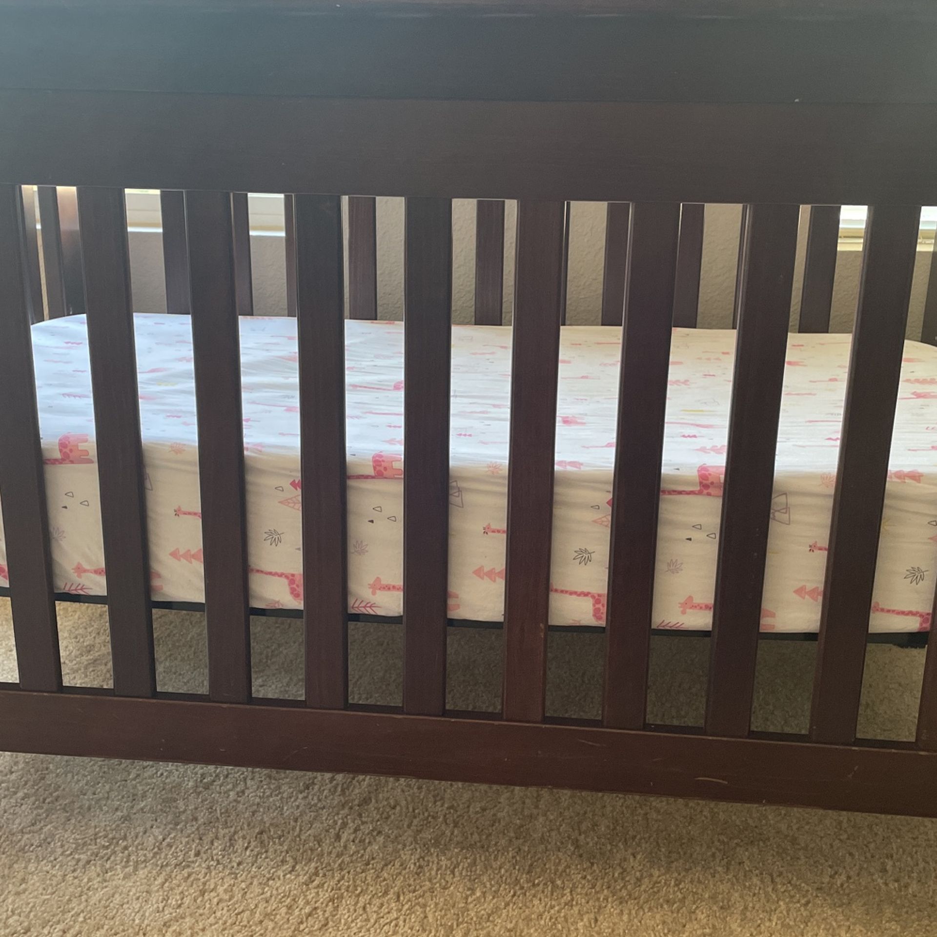 Wooden crib + Mattress + Liner for Sale in Kirkland, WA OfferUp