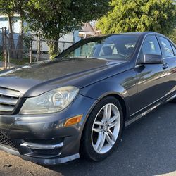 2013 Mercedes Benz C250 sport 