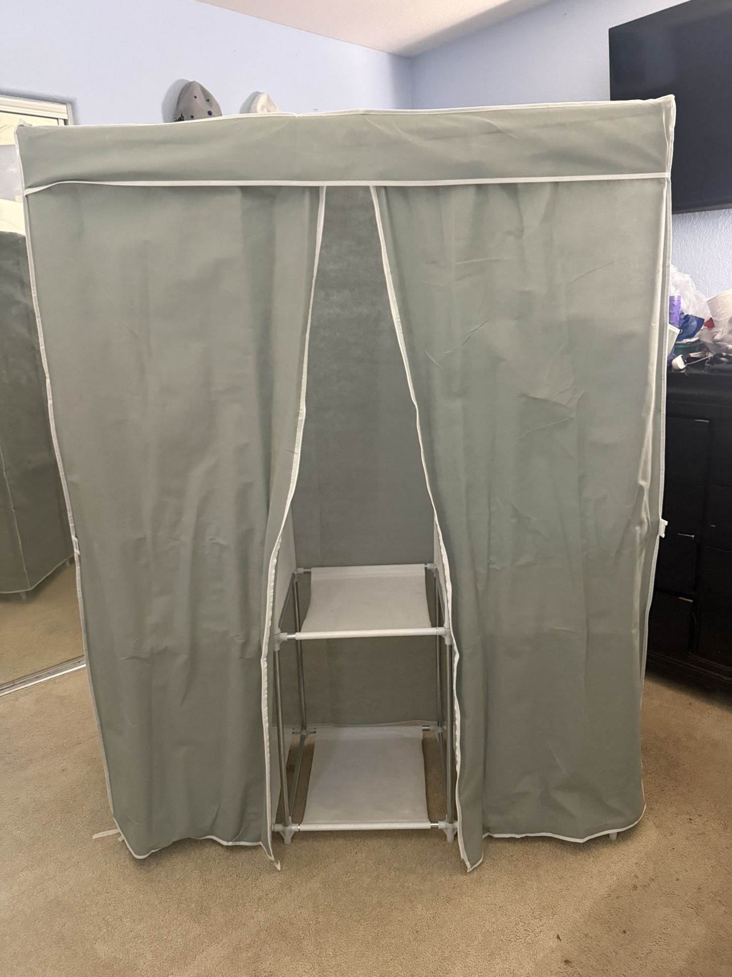 Portable Closet