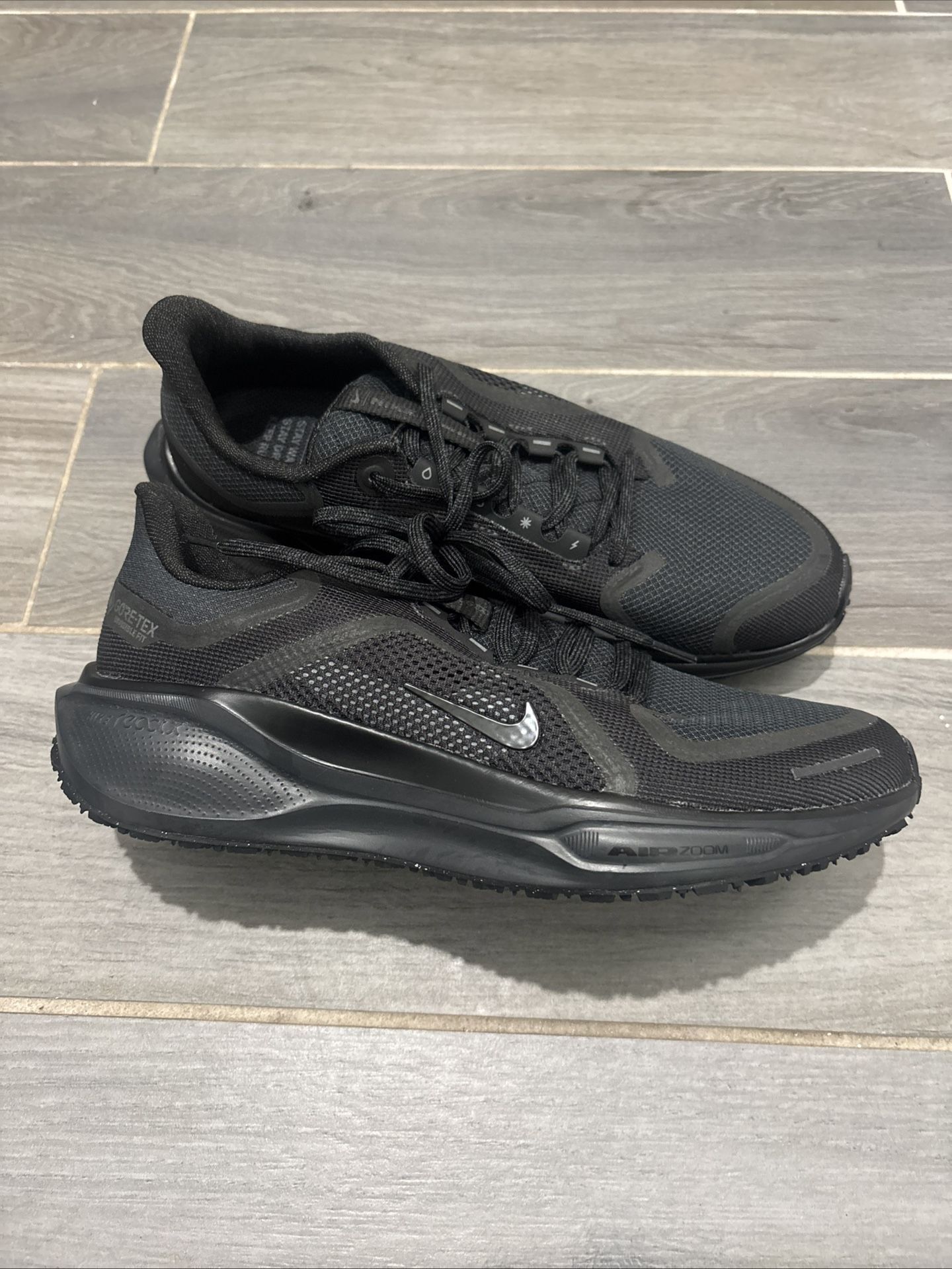 Nike Air Zoom Pegasus 41 GTX Gore-Tex Women's Running Shoe, Size 9.5 FQ1357 001