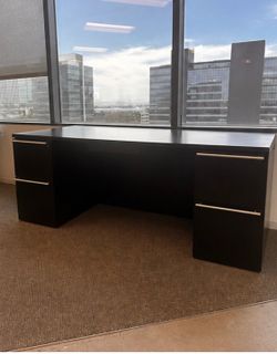Free Desk