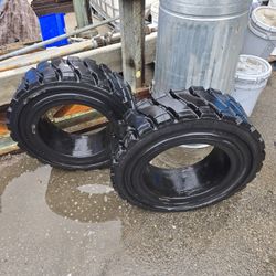 New SOLIDEAL 2.50- 15- 7.50 Forklift Tires.  MAKE OFFER!