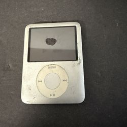 Apple iPod Nano 3rd Generation 4GB Silver
