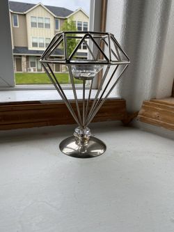 Candle holder
