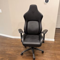 Razer Iskur V2 Gaming Chair – Premium Ergonomic Support