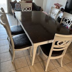 Dining Table & Chairs
