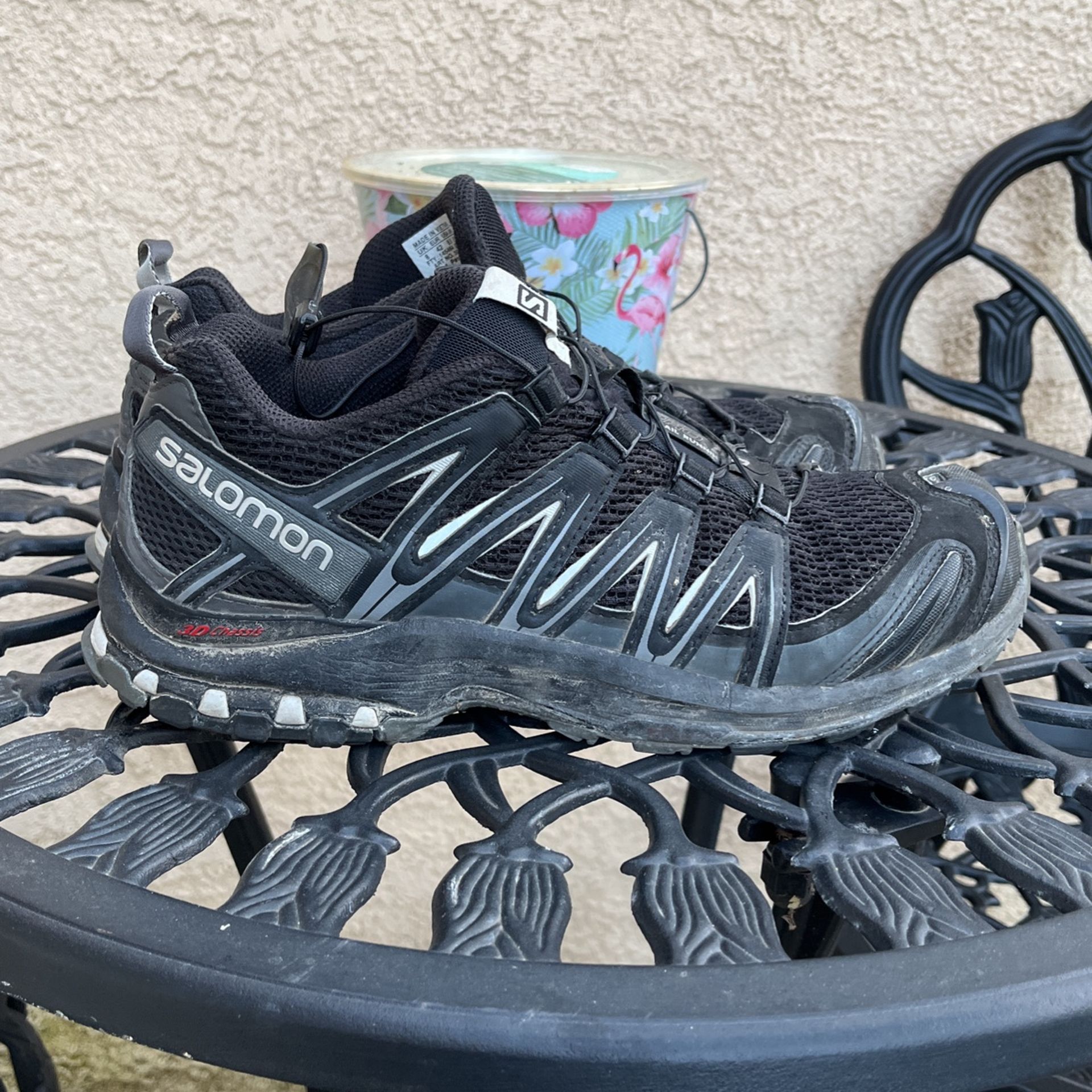 Salomon XA PRO 3D Mens 8 Hiking Shoes.