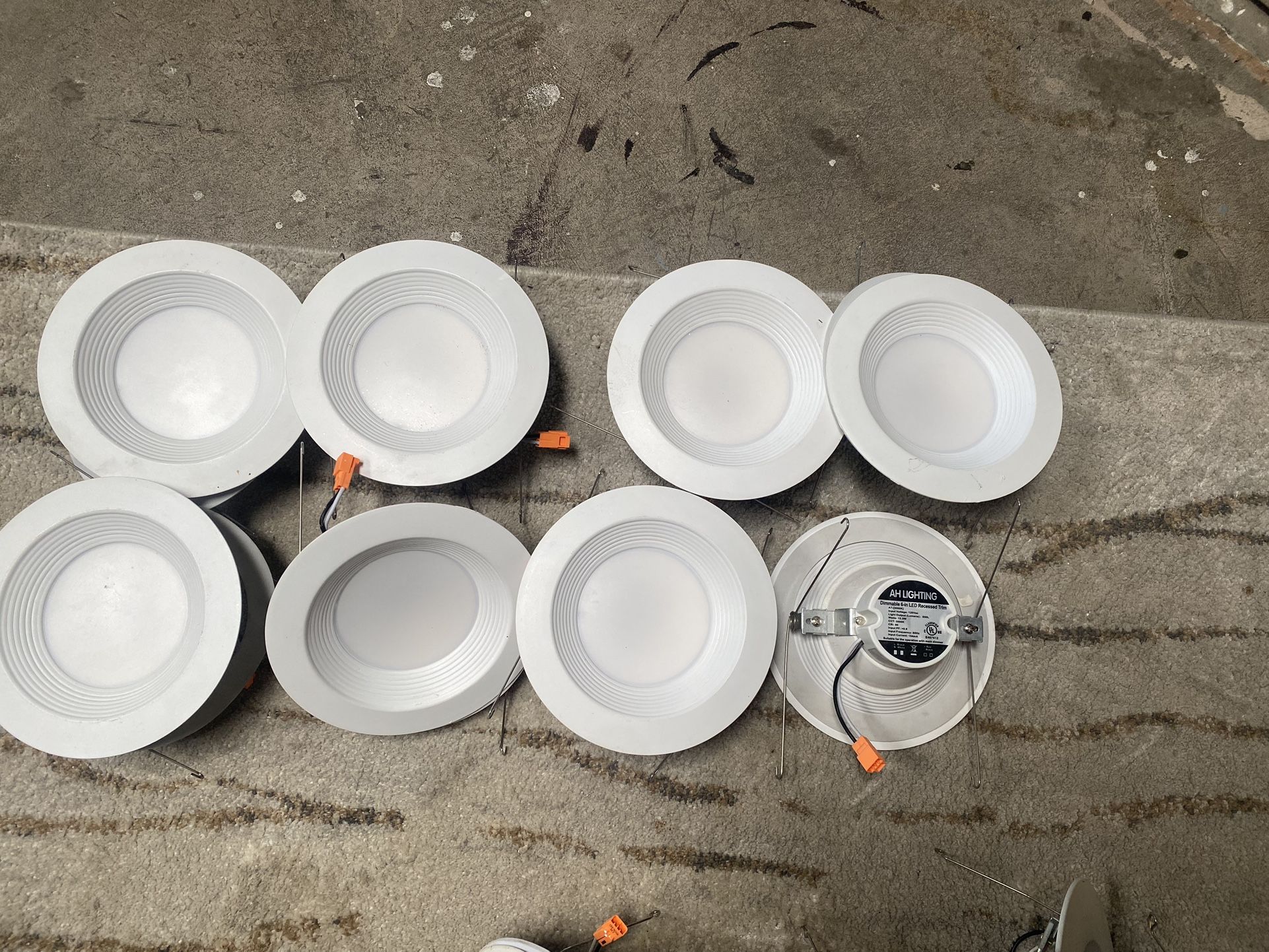 Dimmable 6-in led Recessed Trim