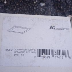 Aquamiusik Sqaure Speakers