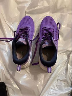 East Spirit size 7 1/2 Medium