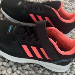 Adidas For Girls Size 1.5.  $20 In McFarland 