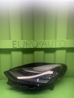 2017 2018 2019 2020 2021 2022 2023 2024 Tesla Model 3 / Y Left Driver Side Headlight OEM 1077371-00-J Reflector Type 91138