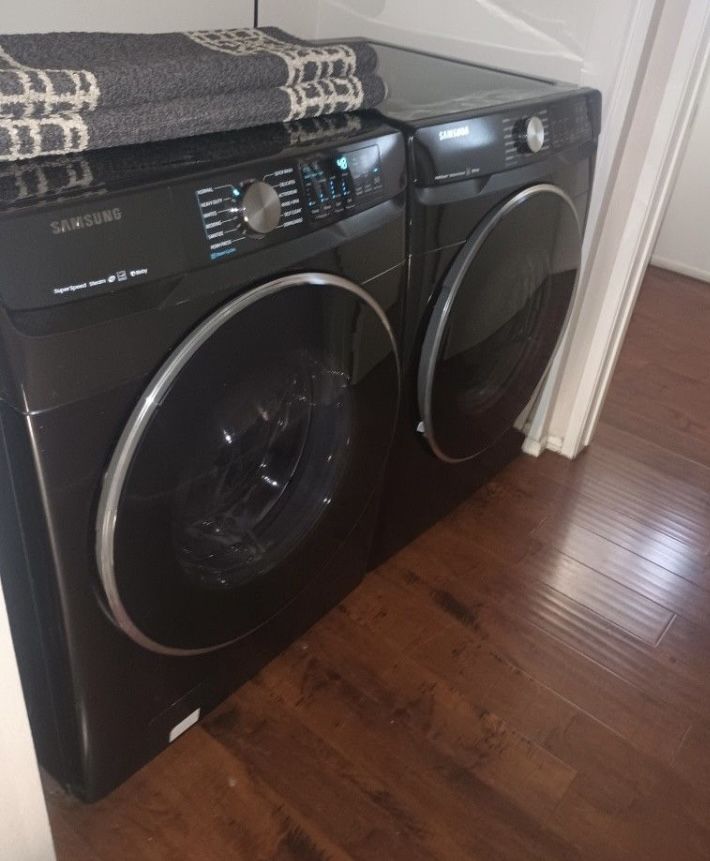 Samsung Washer And Dryer Set