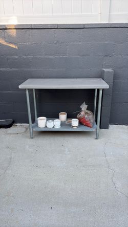 Metal gardening table