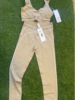 ALO BRA LEGGINGS SET SIZE SMALL