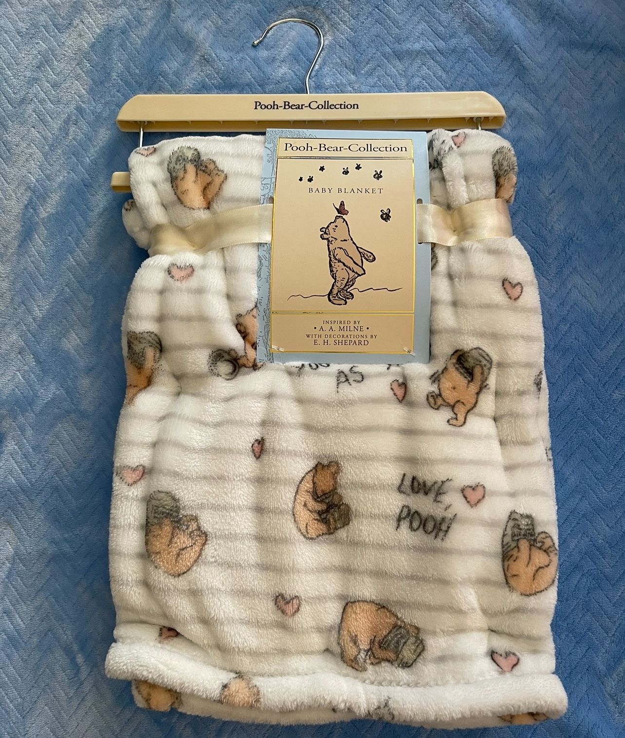 clasic pooh bear baby blanket