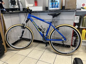 Cannodale Mountain Bike