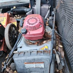 Honda Mower  GRATIS 