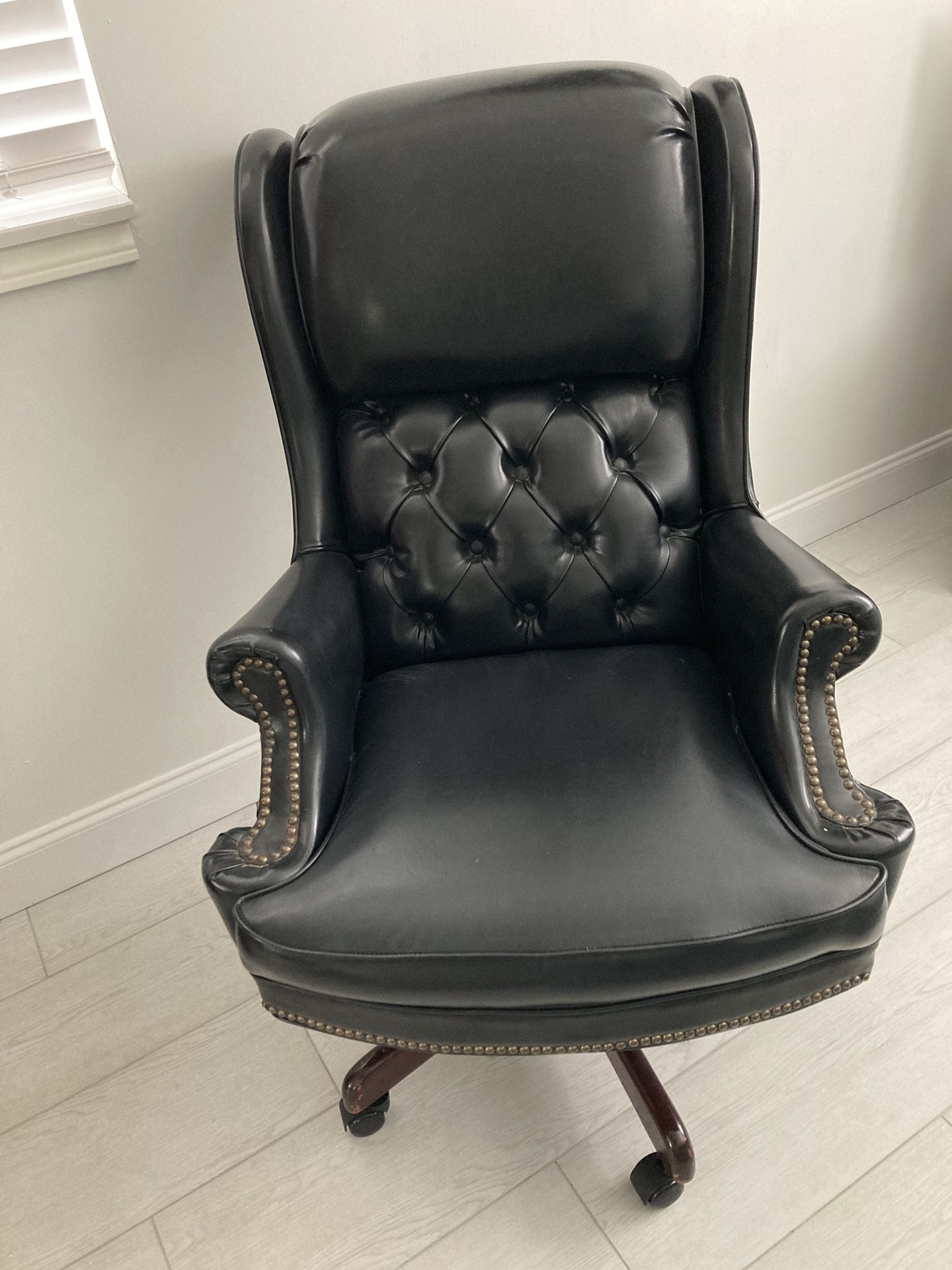 Rolling Office Chair 