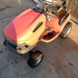 Riding Lawnmower 200$ Parts 