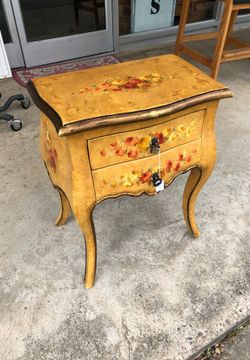 End table/ night stand