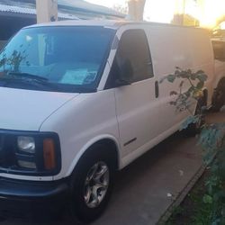 1999 Chevrolet Express