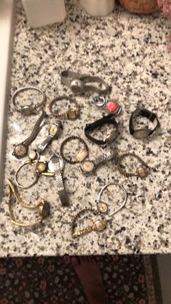 Old vintage women watches timex, Bulova ext