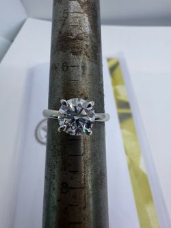 2.05 carat E VS1 round lab diamond solitaire in platinum engagement ring