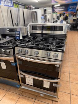 LG 6.9 Cu. Ft. Smart Gas Range Double oven with ProBake Convection and Air Fry