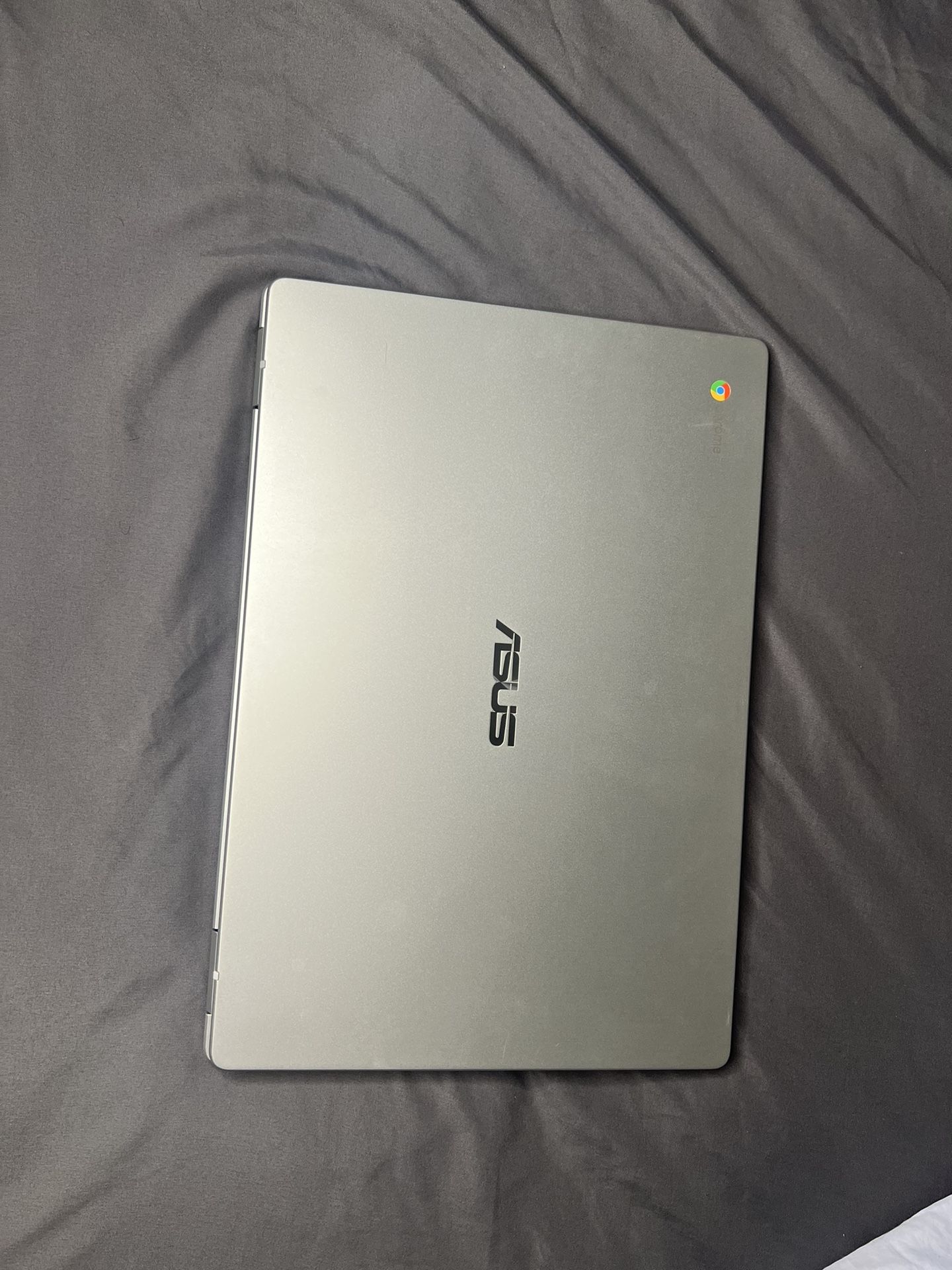Laptop Asus Chromebook C523N