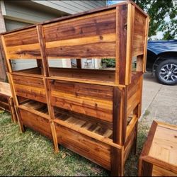 Cedar Garden Boxes – Ready for Spring Planting!