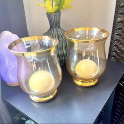 Set of 2 Glass Candle holders w/ candles