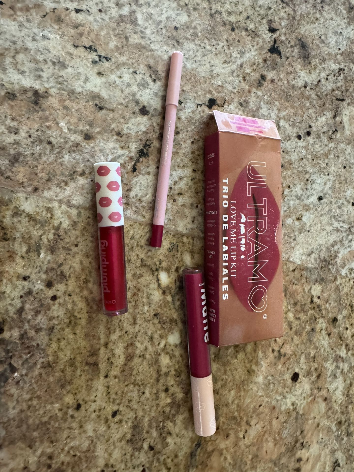 3 Piece Liner Gloss & Plumper New The Box