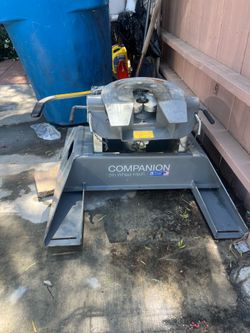 Gooseneck hitch