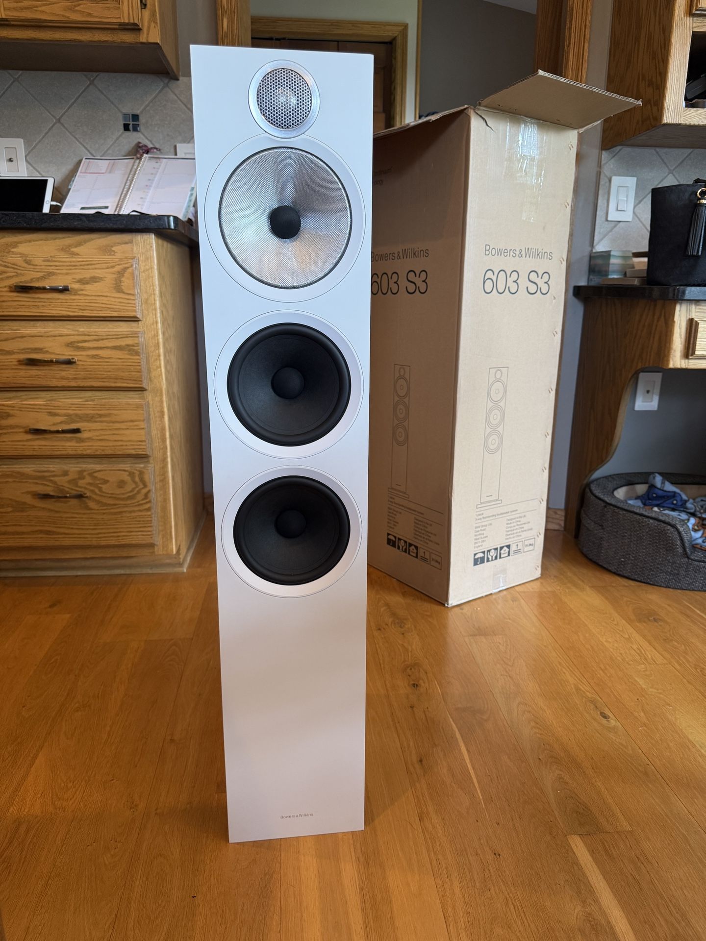 Bowers & Wilkins Speakers Set Of Fronts