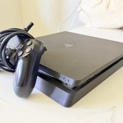 PS4 Slim