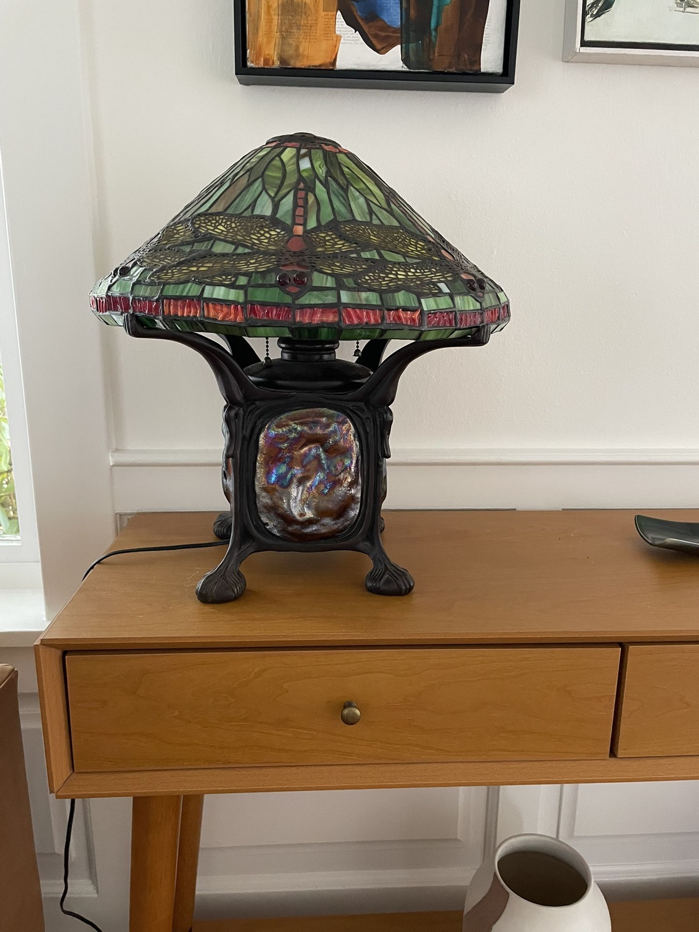 Tiffany Style Dragonfly Lamp