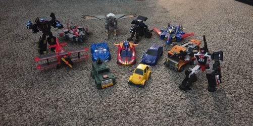 Transformers lot of 13 Hasbro figures