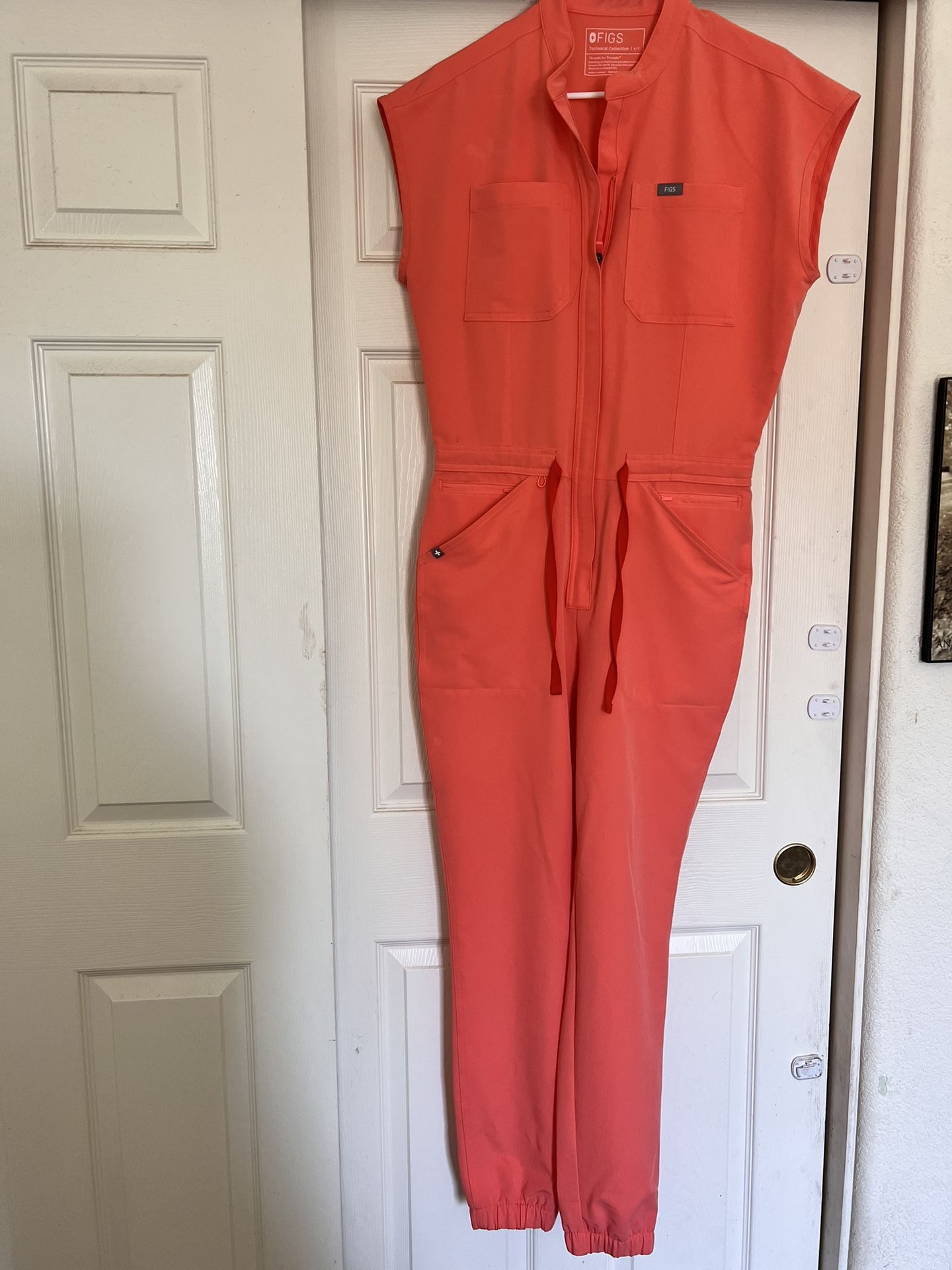 Figs Women's Rafaela Cargo ScrubJumpsuit