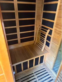 Sauna as new inside Infared with remote and Bluetooth 2-3 person