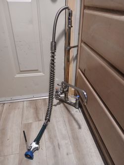 Dish pit spray faucet commercial grade