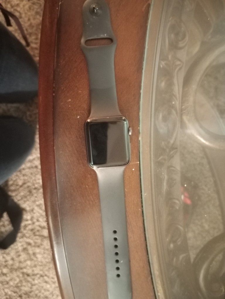 Series 3 Black Apple Watch With Gps OBO