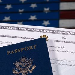 🇺🇸 Need Help Applying for Citizenship and/or U.S. passport? We Can Guide You!