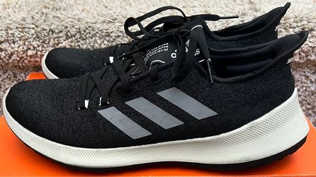 Adidas women’s size 10.5