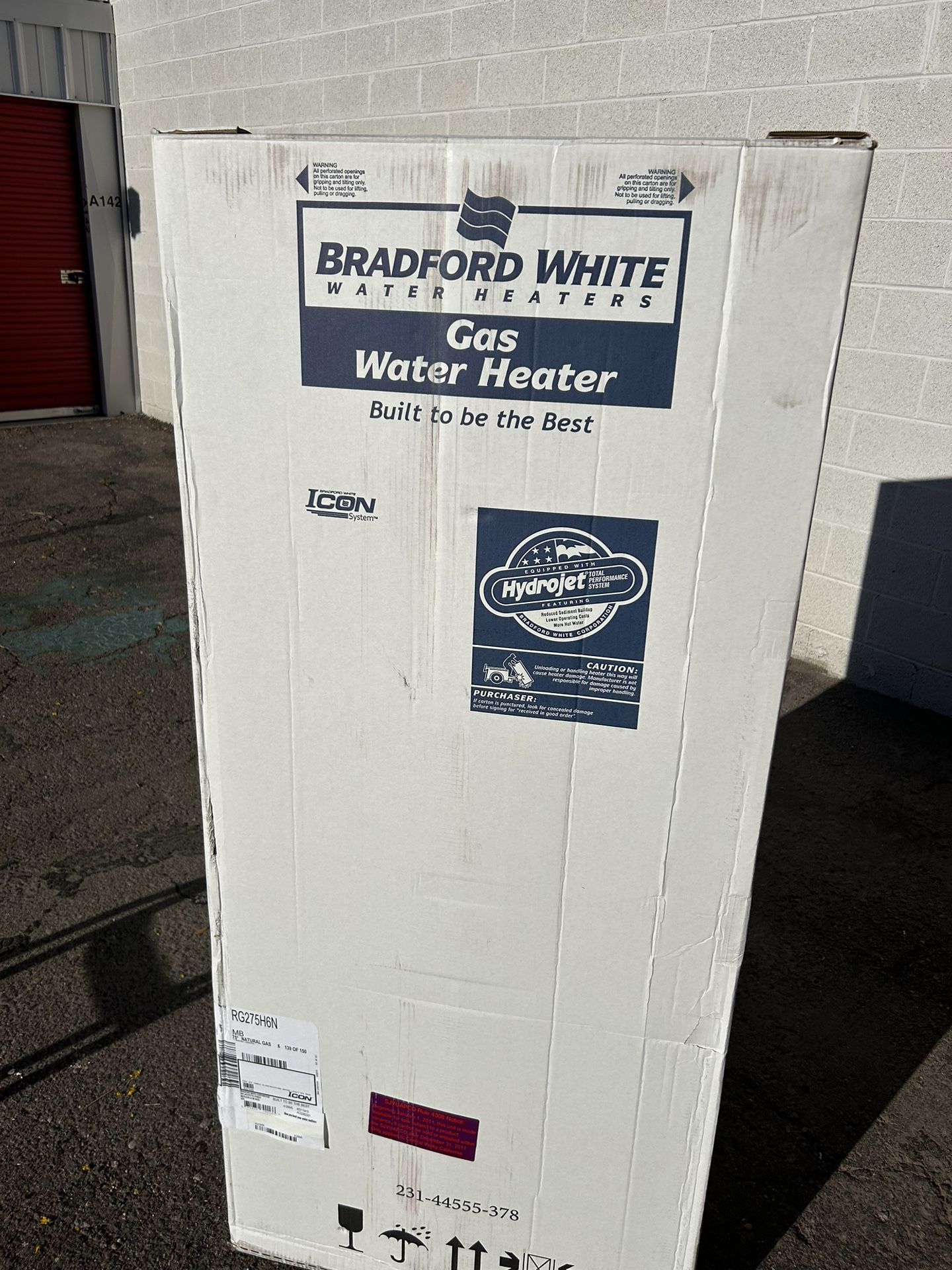 New In Box 75 G Gas Bradford White Water Heater 