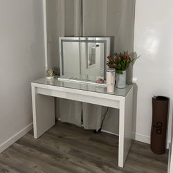 Vanity Table & Mirror 