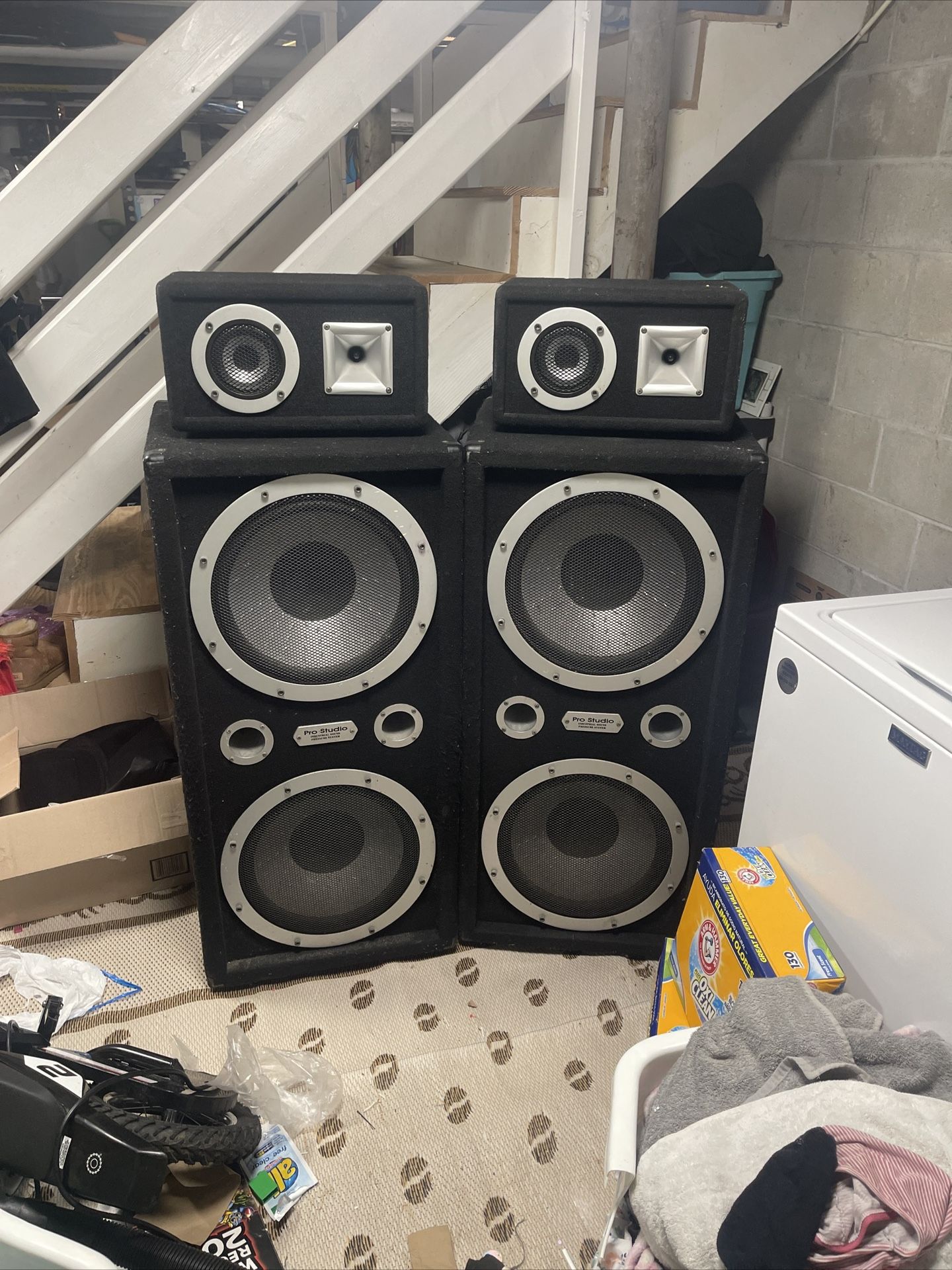 Speakers Pro Studio