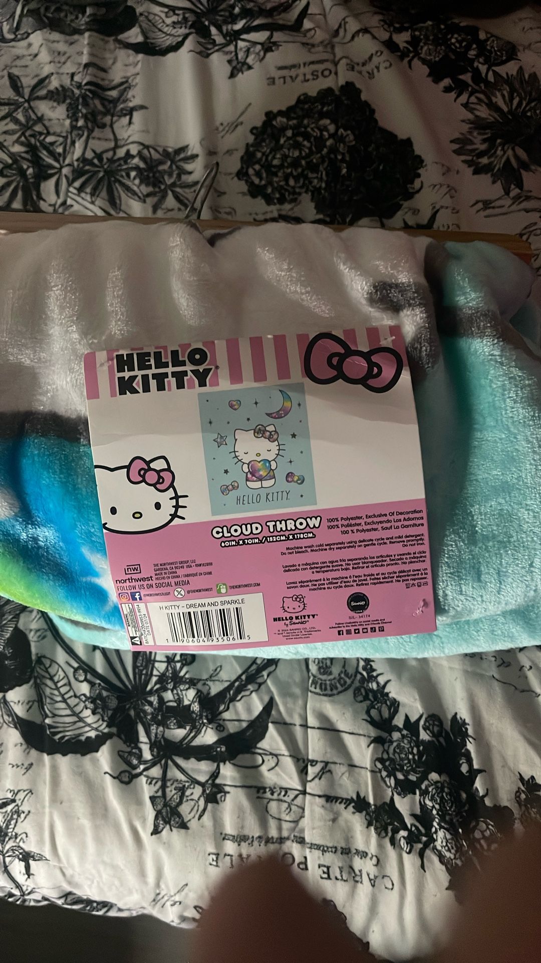 HELLO KITTY 