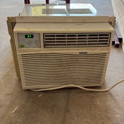 Norpole Air conditioning Unit, Seems To Work Good.