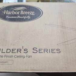 Harbor Breeze 42" White Fan